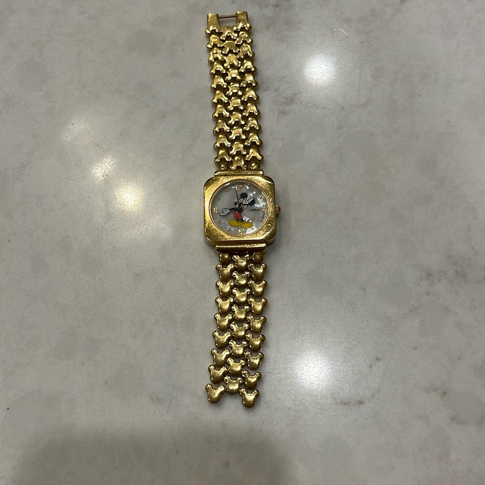 Minnie Mouse Collectables Watch
